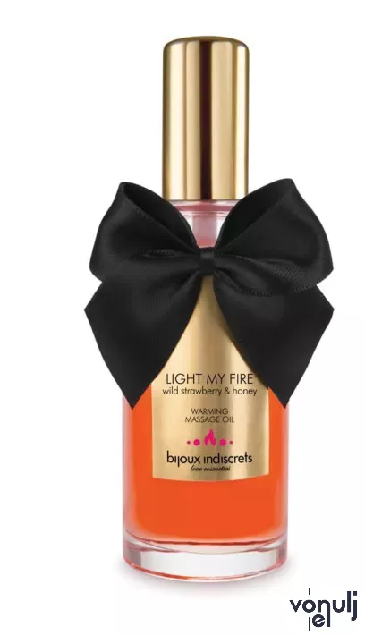 BIJOUX INDISCRETS masszázsolaj Aphrodisia Light My Fire Wild Strawberry Warming 100 ml - vadmálna illattal, melegítő hatással