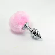 LOVETOY fenékdugó Spiral Pompon Metal Plug Pink - ezüst színben, rózsaszín pomponnal, spirális felszínnel, vízálló, fém (7 cm)