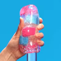 TENGA maszturbátor Bobble Crazy Cubes - áttetsző, kék és rószaszín stimuláló kockákkal, vízálló