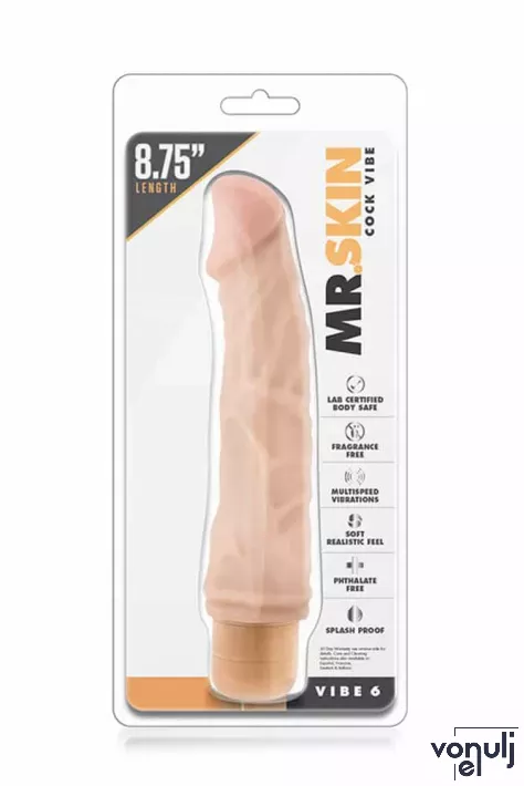 BLUSH élethű vibrátor Mr. Skin Cock Vibe 6 - realisztikus, vízálló, elemes, PVC (22 cm)