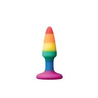 NS NOVELTIES fenékdugó Colours Pride Edition Pleasure Plug Mini Rainbow - szivárvány színben, mini méretben, letapasztható, vízálló, szilikon (8.9 cm)